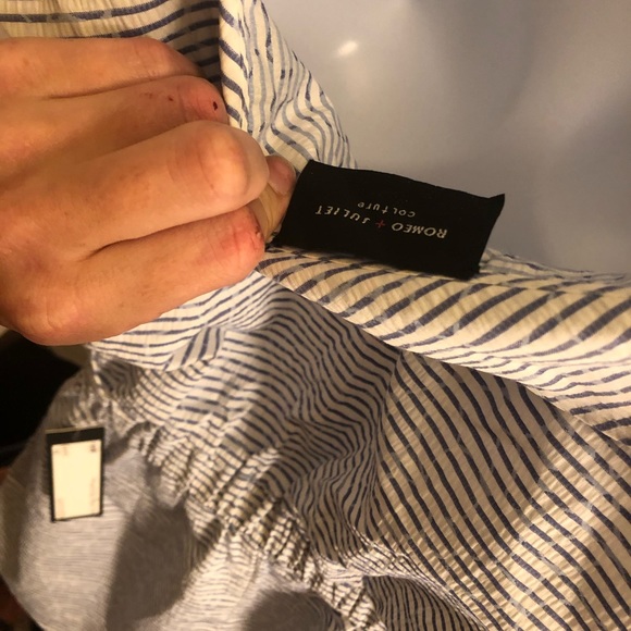 Blue&White striped off shoulder dress - Picture 4 of 4